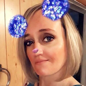 Meet your Posher, Alicia